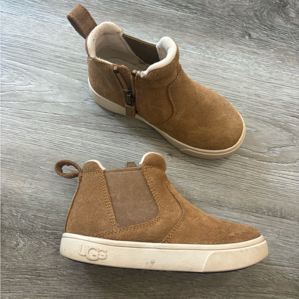 UGG Hamlin Li Boots toddler size 9 Boys Boots brown slip on